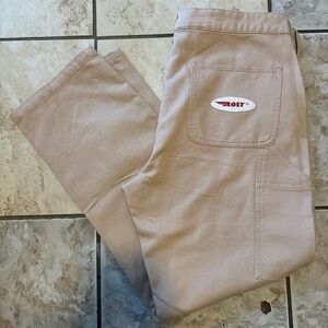 Lost Tan Cargo Pants with Relaxed Fit